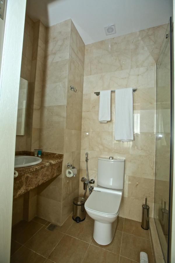 Miraj Hotel Baku Luaran gambar