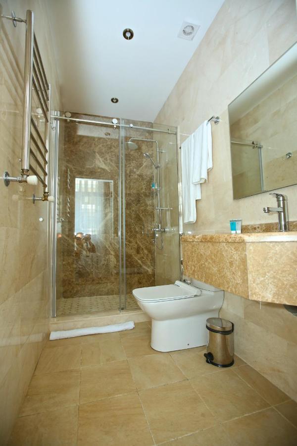 Miraj Hotel Baku Luaran gambar