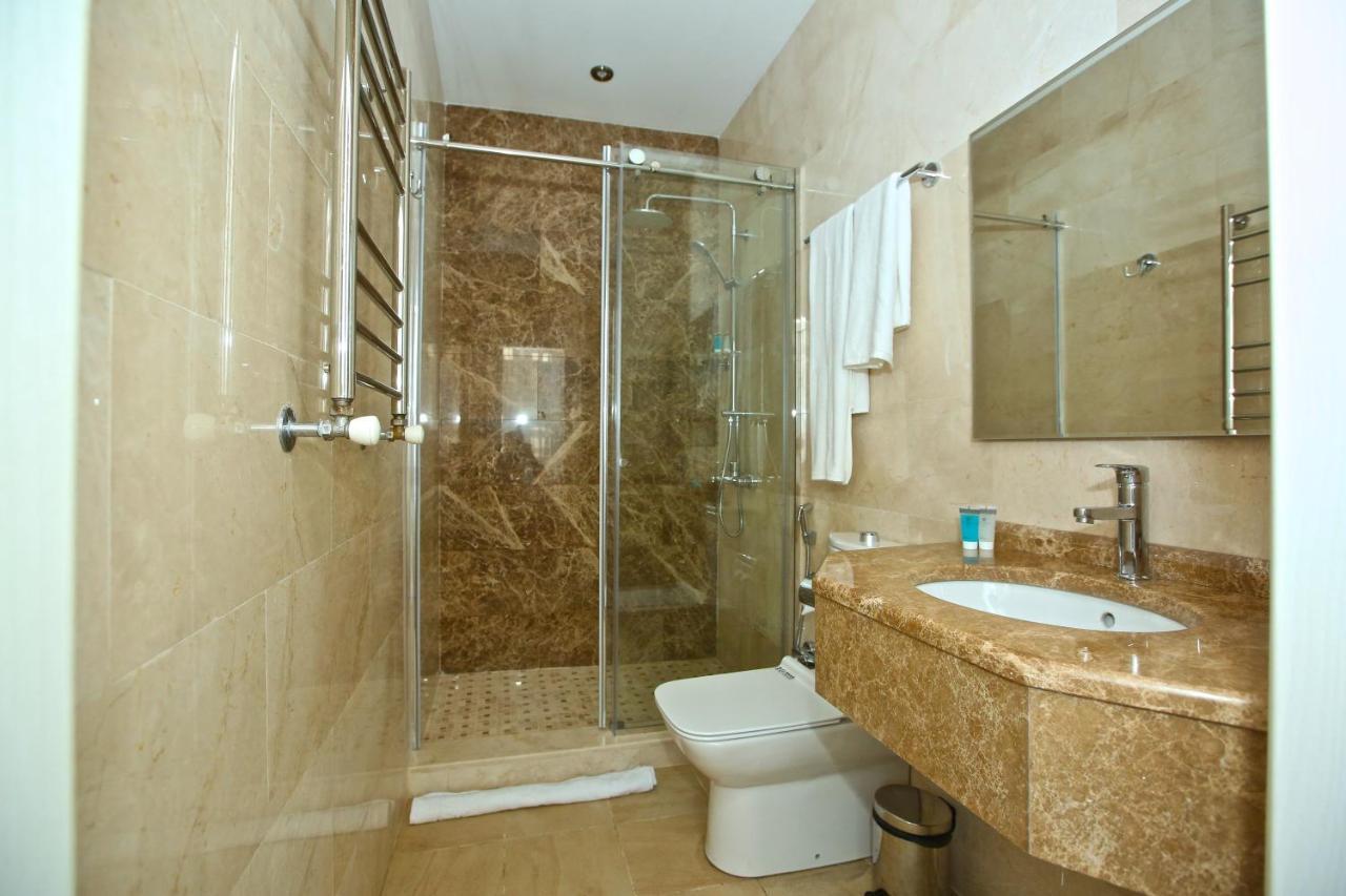 Miraj Hotel Baku Luaran gambar